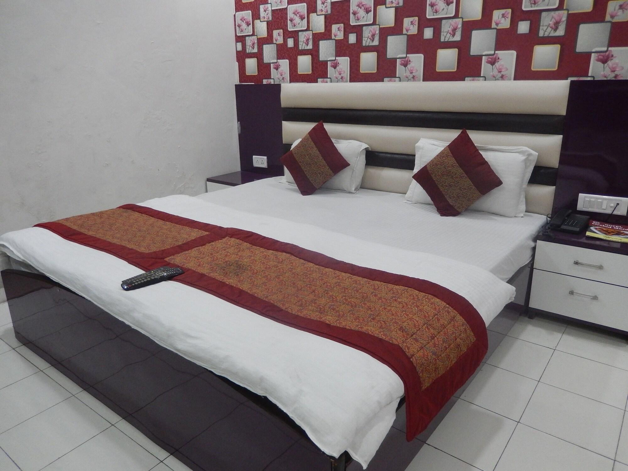 A New Delhi Hotel Orchid Garden Exterior photo