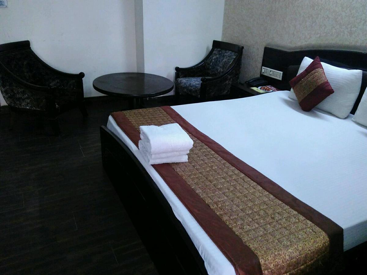A New Delhi Hotel Orchid Garden Exterior photo